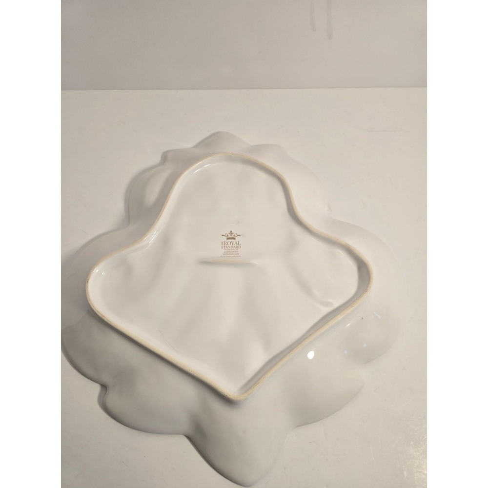 Embossed Stoneware Fleur De Lis Serving Plate White 15.5x11.5 Inch Dinnerware - Picture 2 of 10